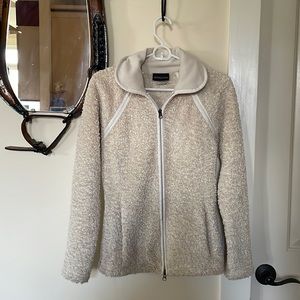 Fuzzy, fitted and warm Athleta zip up jacket with detailing
